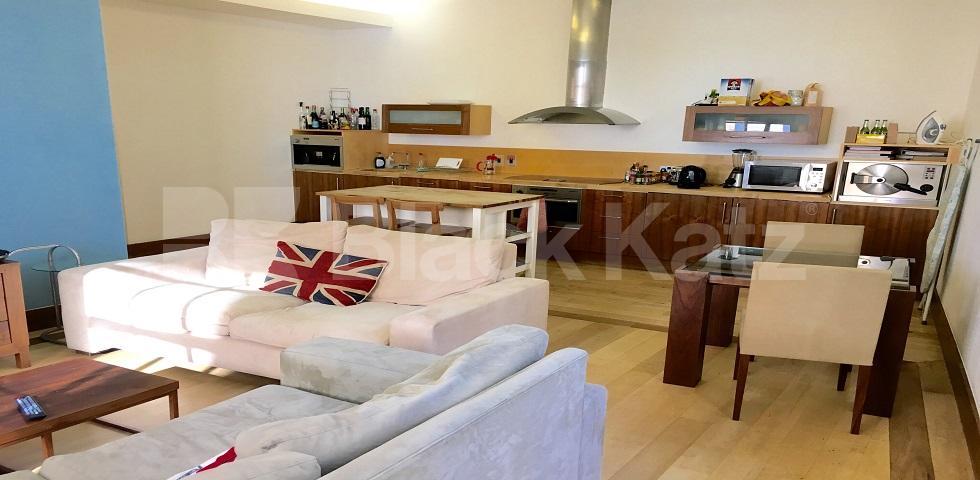 			LET , 2 Bedroom, 1 bath, 1 reception Apartment			 Bermondsey Wall West, Shad Thames